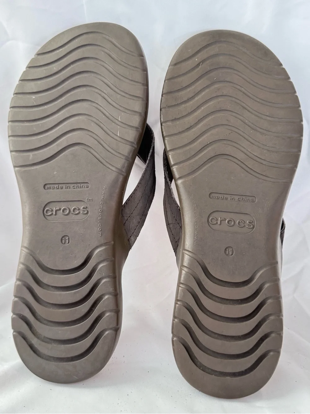 Crocs Mens Yukon Vista II LiteRide Flip-Flop Sandal Espresso Lightweight Sz 11